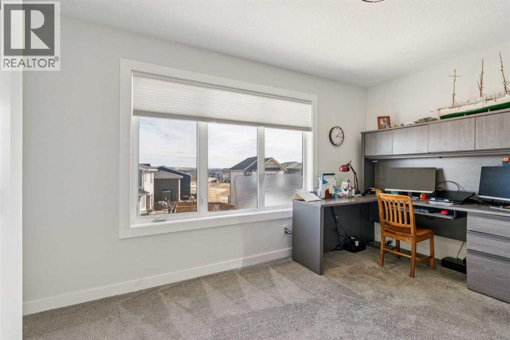 24 Willow Park Point, Cochrane, Alberta  T4C 2V3 - Photo 15 - A2294271
