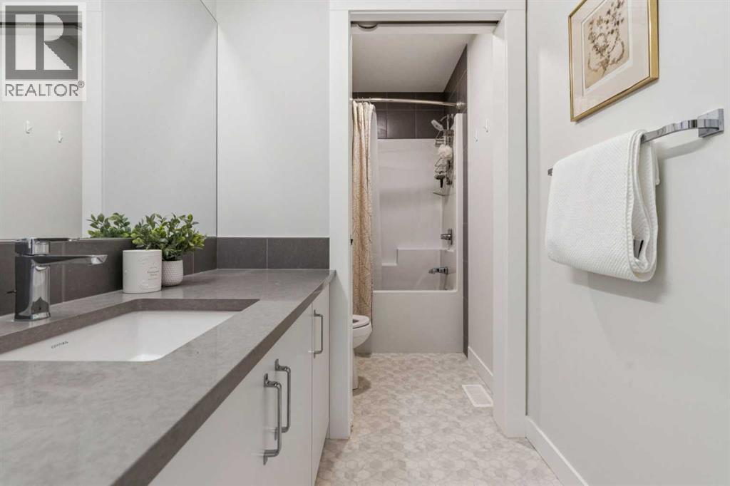 24 Willow Park Point, Cochrane, Alberta  T4C 2V3 - Photo 18 - A2294271