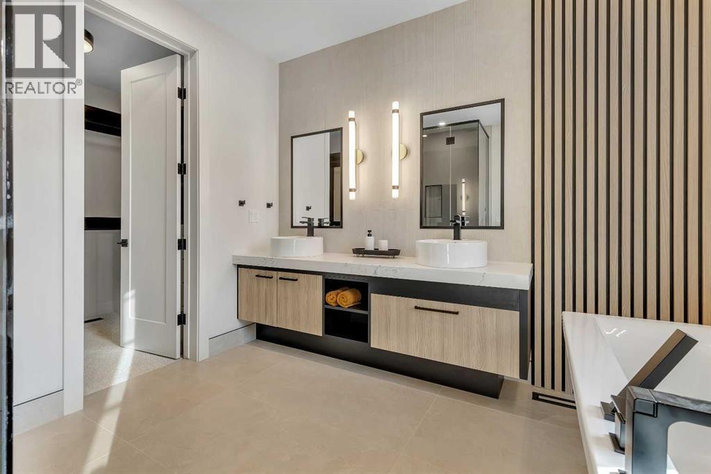 342 Normandy Drive Sw, Calgary, Alberta  T3E 8G8 - Photo 29 - A2296488