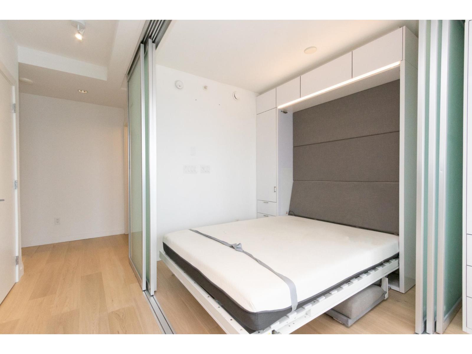 1801 13438 Central Avenue, Surrey, British Columbia  V3T 0N2 - Photo 10 - R3106124