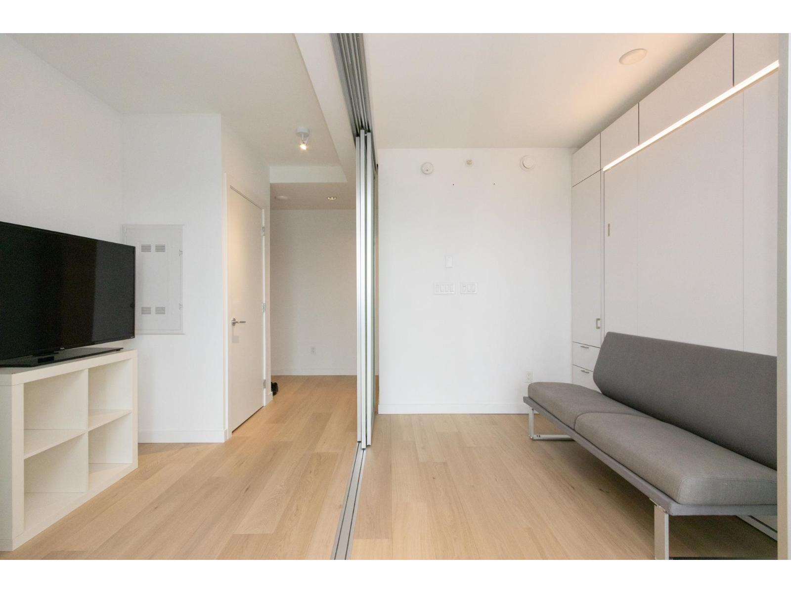 1801 13438 Central Avenue, Surrey, British Columbia  V3T 0N2 - Photo 8 - R3106124