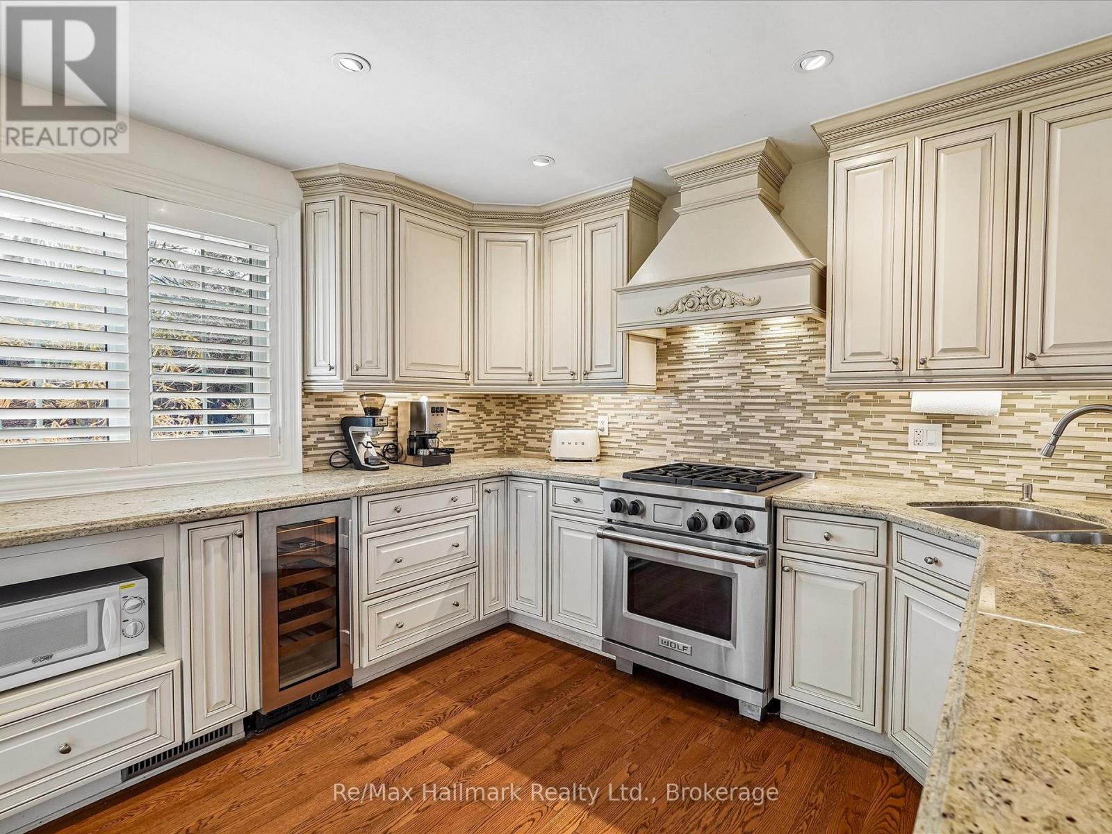 169 Morrison Road, Oakville, Ontario  L6J 4J3 - Photo 7 - W12947694