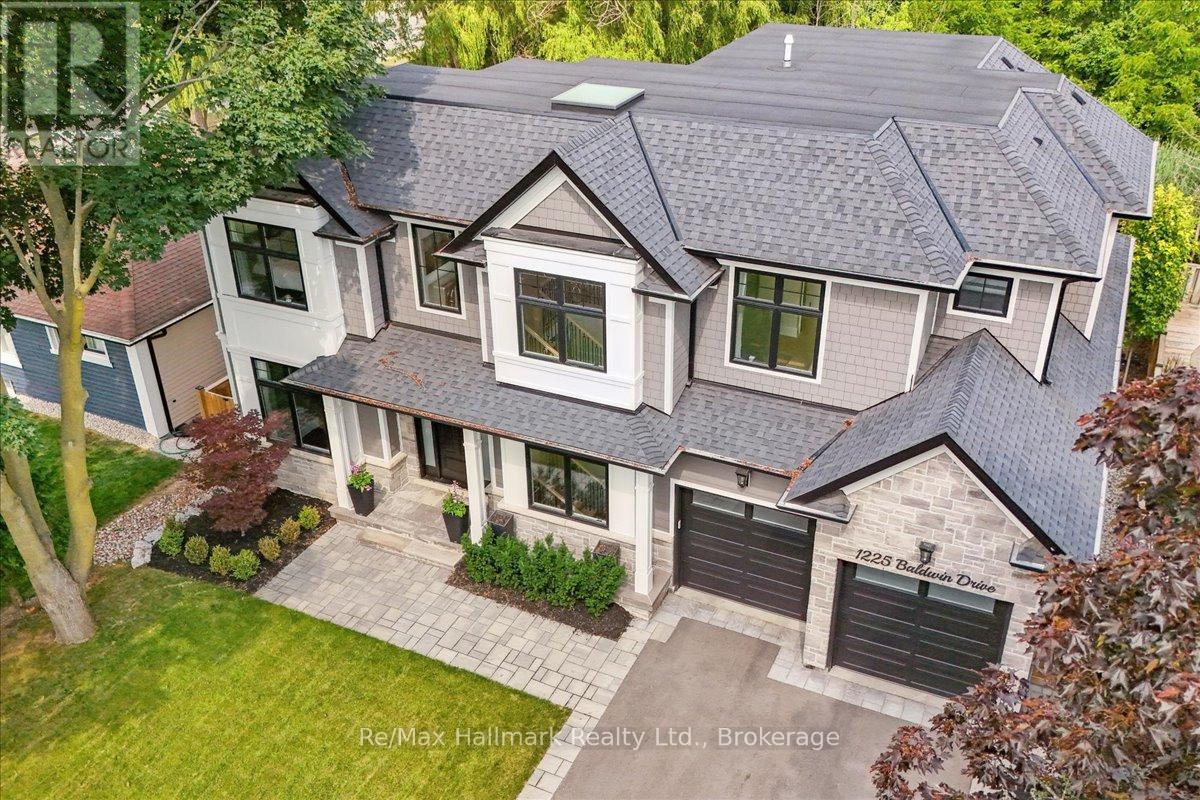1225 BALDWIN DRIVE, Oakville, Ontario