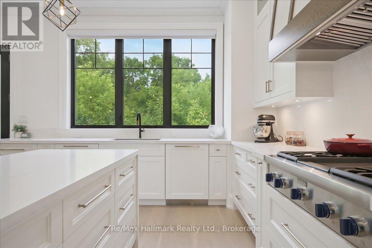 1225 Baldwin Drive, Oakville, Ontario  L6J 2W4 - Photo 17 - W12947748