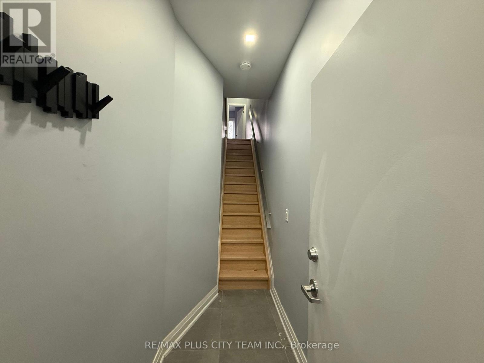 11 Baden Street, Toronto, Ontario  M6J 1Z3 - Photo 16 - C12834012