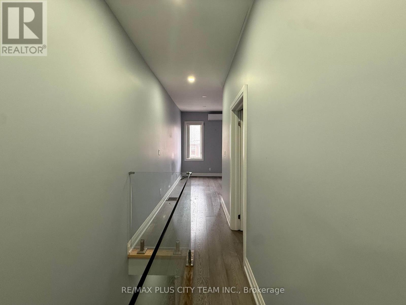 11 Baden Street, Toronto, Ontario  M6J 1Z3 - Photo 15 - C12834012