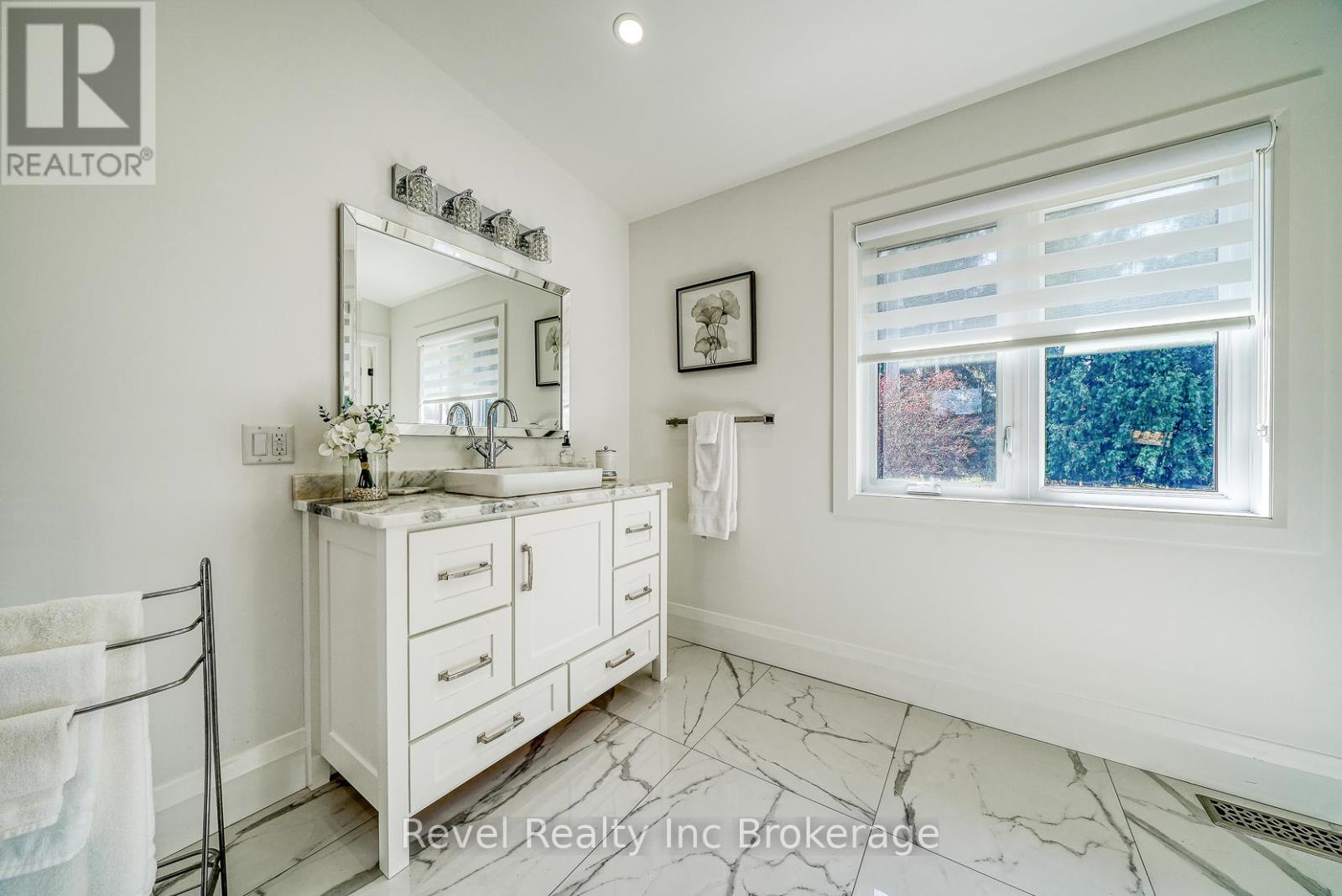 403269 Robinson Road, South-West Oxford, Ontario  N5C 3J7 - Photo 24 - X12408793