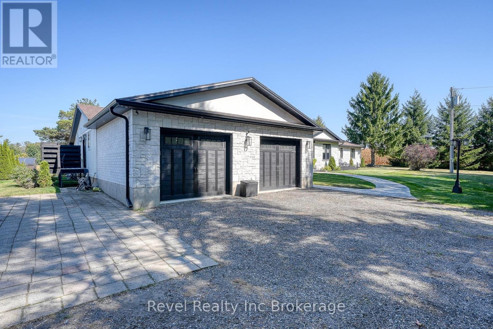 403269 Robinson Road, South-West Oxford, Ontario  N5C 3J7 - Photo 3 - X12408793