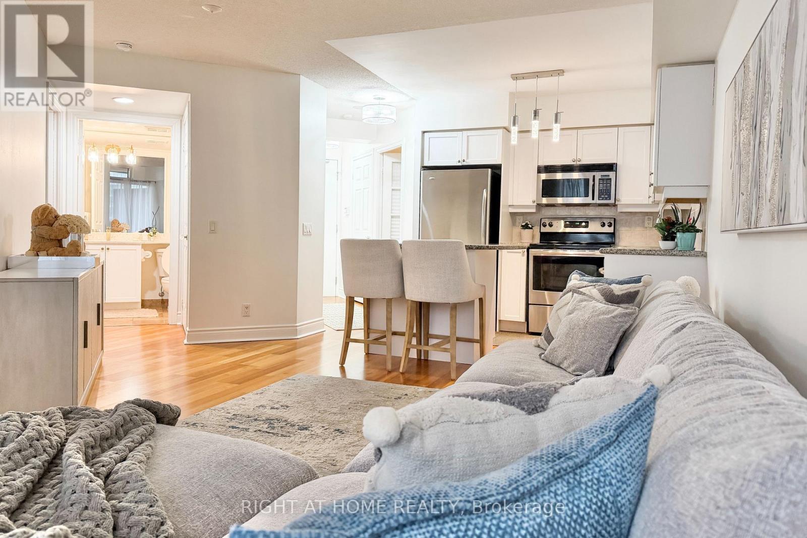 701 - 78 Harrison Garden Boulevard, Toronto, Ontario  M2N 7E2 - Photo 7 - C12944666