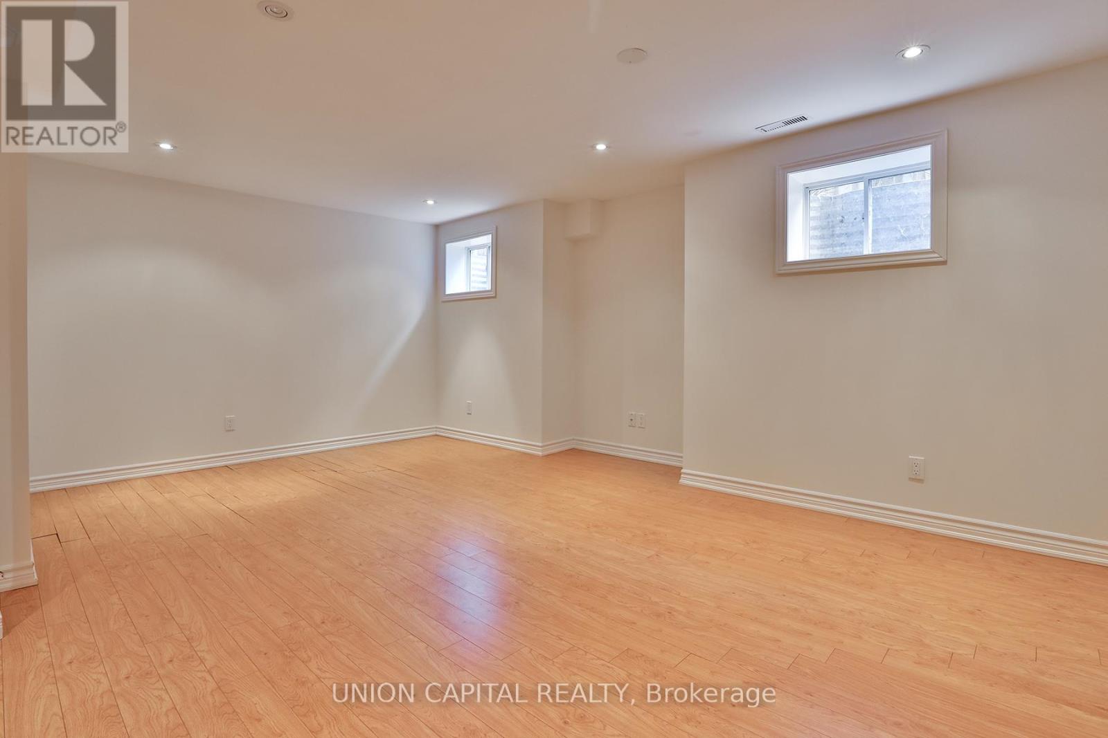 2 Mair Court, Richmond Hill, Ontario  L4C 7S1 - Photo 33 - N12944232