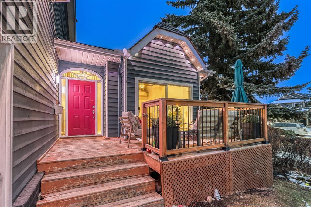 76 Stradbrooke Way Sw, Calgary, Alberta  T3H 1S5 - Photo 3 - A2296622