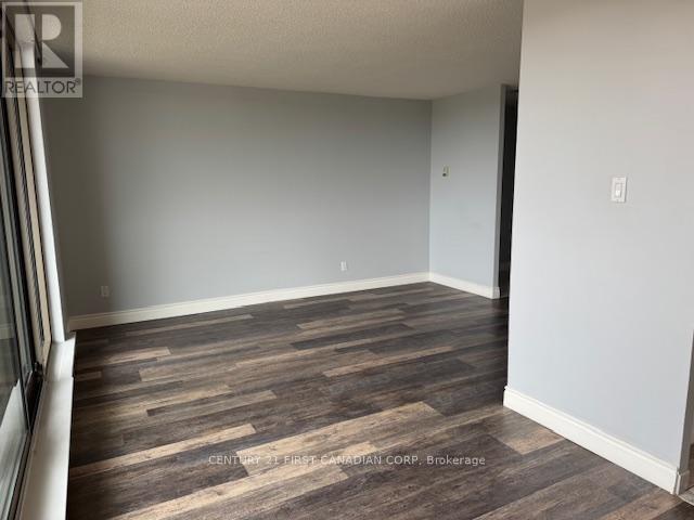 202 - 1103 Jalna Boulevard, London South, Ontario  N6E 2W8 - Photo 6 - X12941006