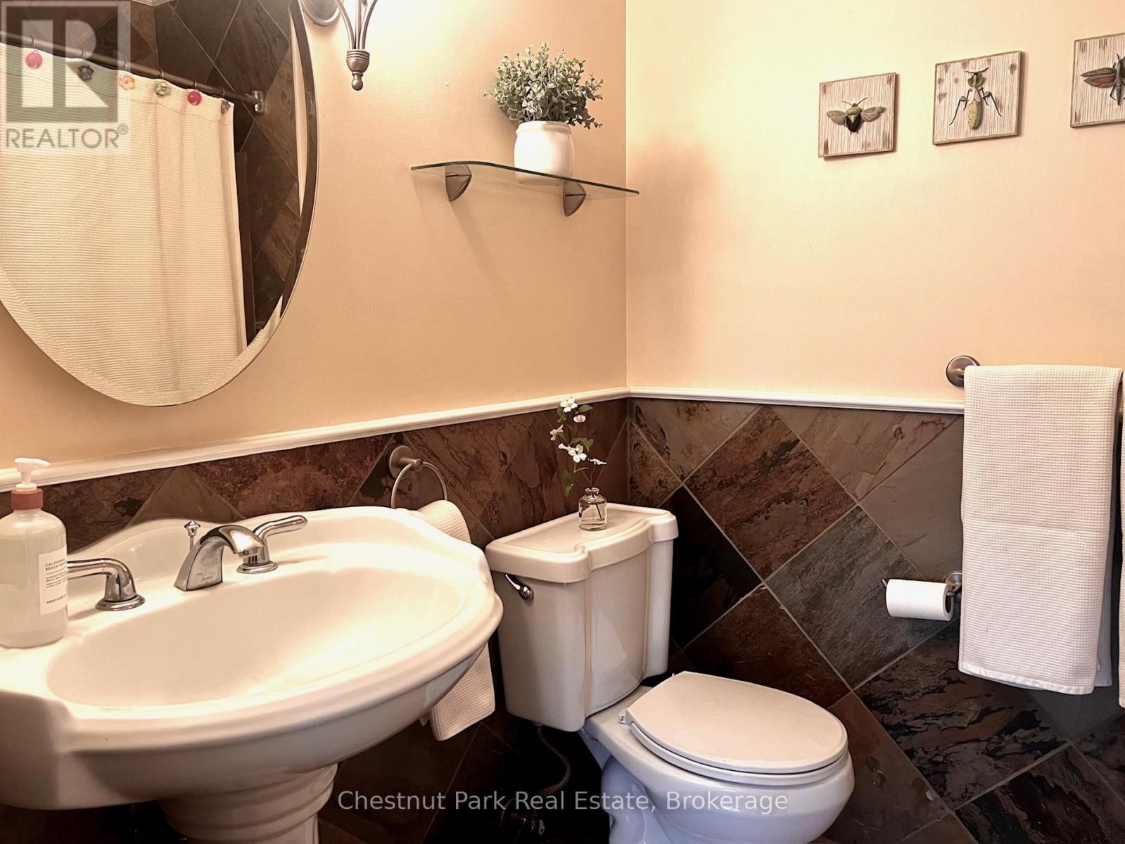 135 Christopher Avenue, Wasaga Beach, Ontario  L9Z 1S4 - Photo 7 - S12947514