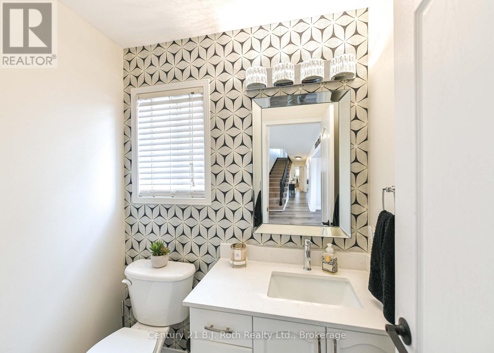 3188 Bass Lake Side Road E, Orillia, Ontario  L3V 7Y5 - Photo 15 - S12947618