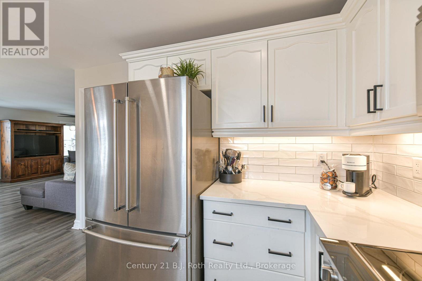 3188 Bass Lake Side Road E, Orillia, Ontario  L3V 7Y5 - Photo 20 - S12947618