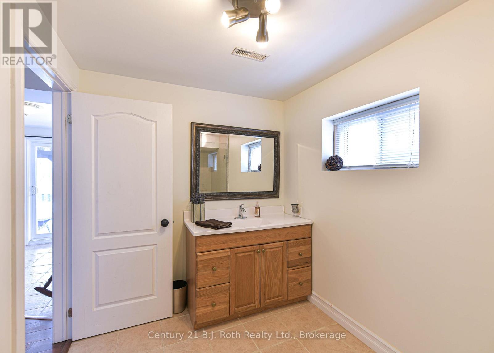 3188 Bass Lake Side Road E, Orillia, Ontario  L3V 7Y5 - Photo 43 - S12947618