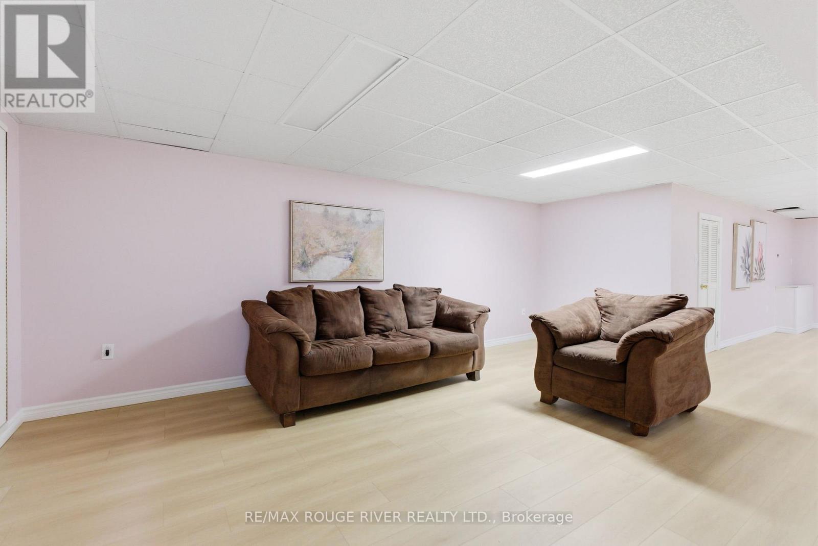 98 Applewood Crescent, Whitby, Ontario  L1N 2E7 - Photo 33 - E12947574