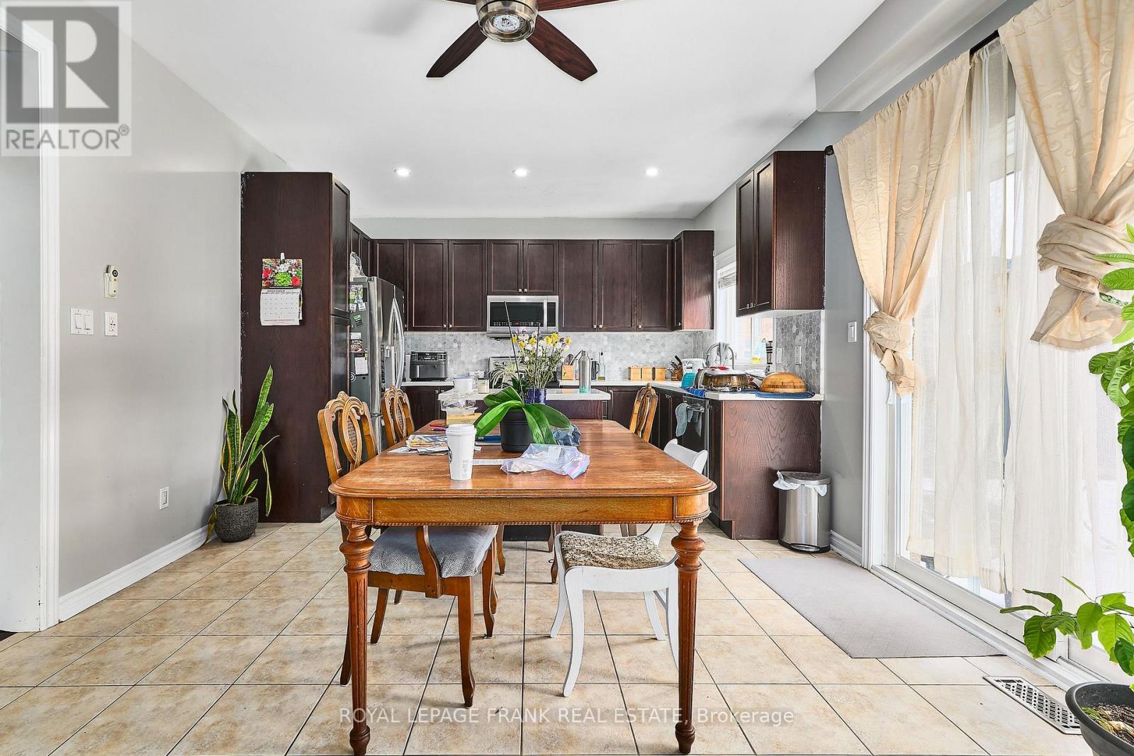 98 Glen Eagles Drive, Clarington, Ontario  L1E 3H8 - Photo 7 - E12947594