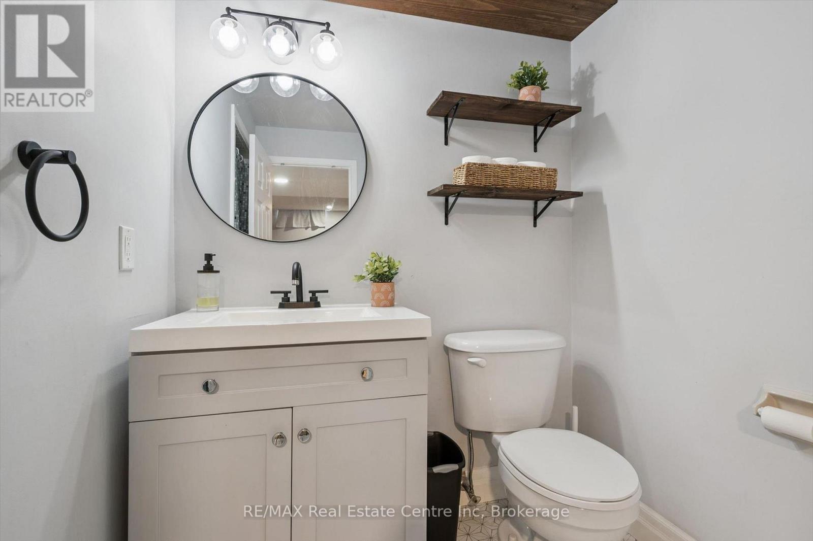 3 - 106 Woodlawn Road E, Guelph, Ontario  N1E 1B7 - Photo 17 - X12947530