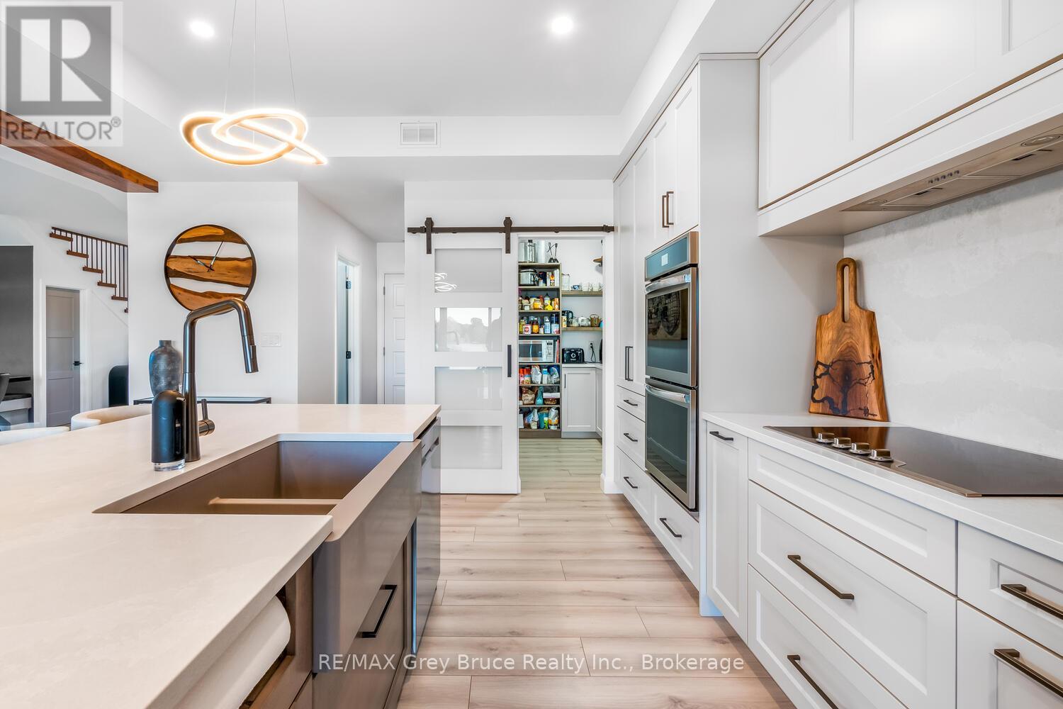 166 Country Side Drive, Chatsworth, Ontario  N0H 1G0 - Photo 18 - X12947580