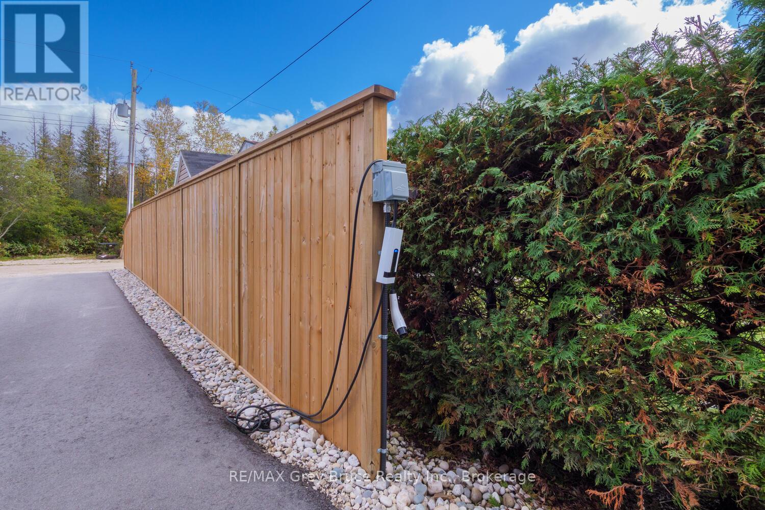 166 Country Side Drive, Chatsworth, Ontario  N0H 1G0 - Photo 45 - X12947580