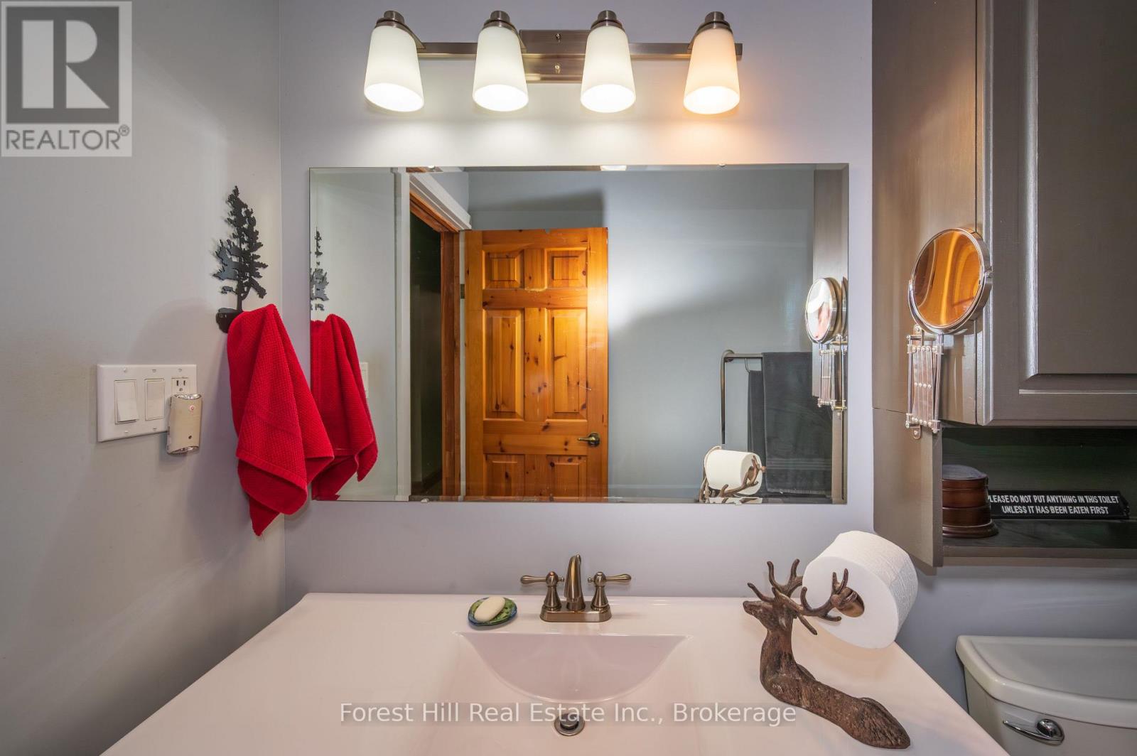 1289 Delbrooke Road S, Lake Of Bays, Ontario  P0H 1H0 - Photo 27 - X12947662