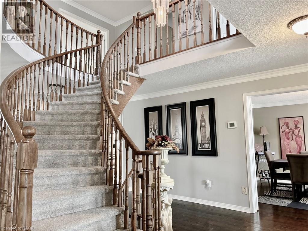 2056 Hadfield Court, Burlington, Ontario  L7M 3V4 - Photo 8 - 40816507