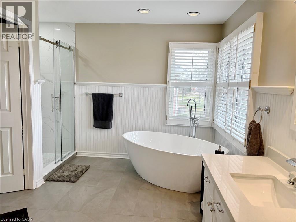 2056 Hadfield Court, Burlington, Ontario  L7M 3V4 - Photo 12 - 40816507