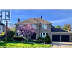 2056 HADFIELD Court, Burlington, Ontario