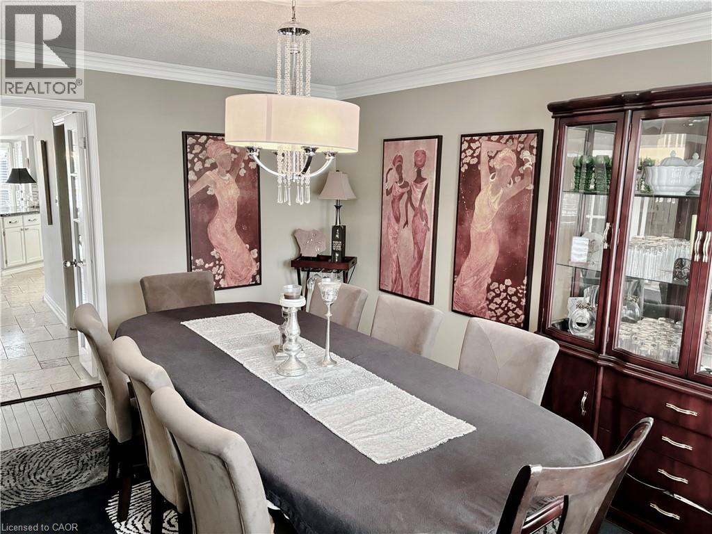 2056 Hadfield Court, Burlington, Ontario  L7M 3V4 - Photo 7 - 40816507