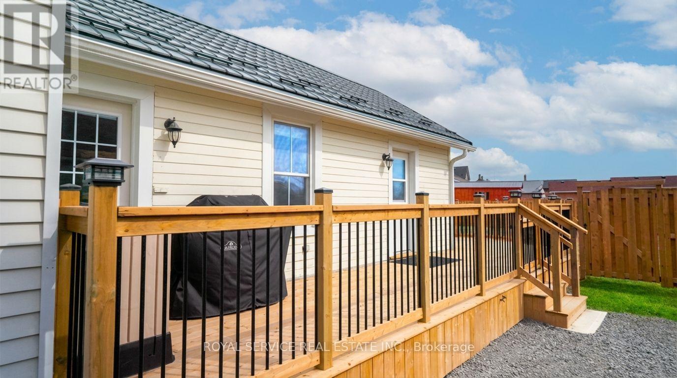 127 King Street, Port Hope, Ontario  L1A 2S1 - Photo 5 - X12947728