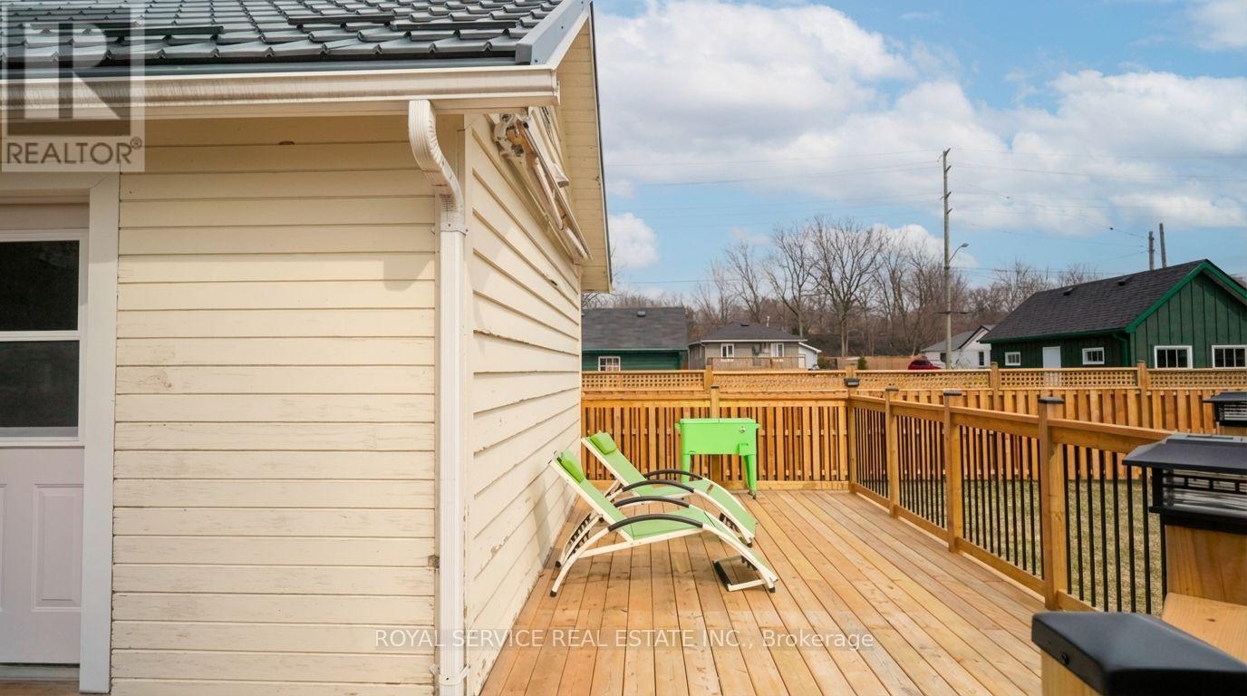 127 King Street, Port Hope, Ontario  L1A 2S1 - Photo 6 - X12947728