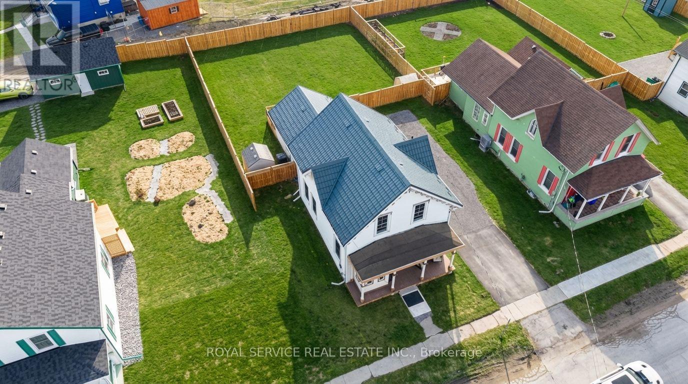 127 King Street, Port Hope, Ontario  L1A 2S1 - Photo 7 - X12947728