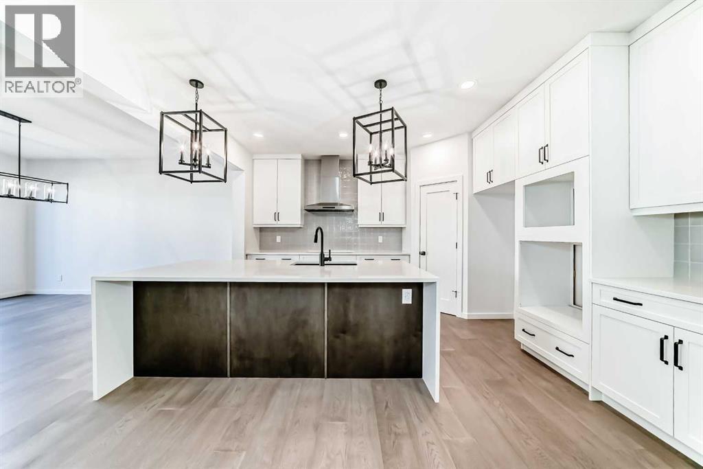 10 Rodelle Common NW, Calgary, Alberta  T3L 0N2 - Photo 10 - A2282652