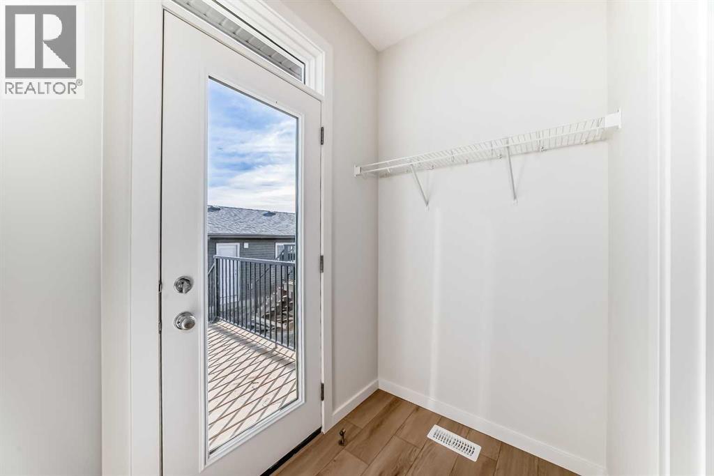 138 Lanark Gate SE, Airdrie, Alberta  T4A 3R7 - Photo 15 - A2289213