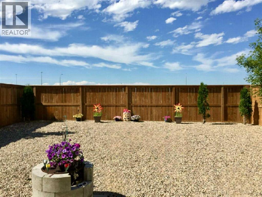 154 Hidden Hills Terrace Nw, Calgary, Alberta  T3A 6E3 - Photo 33 - A2297408