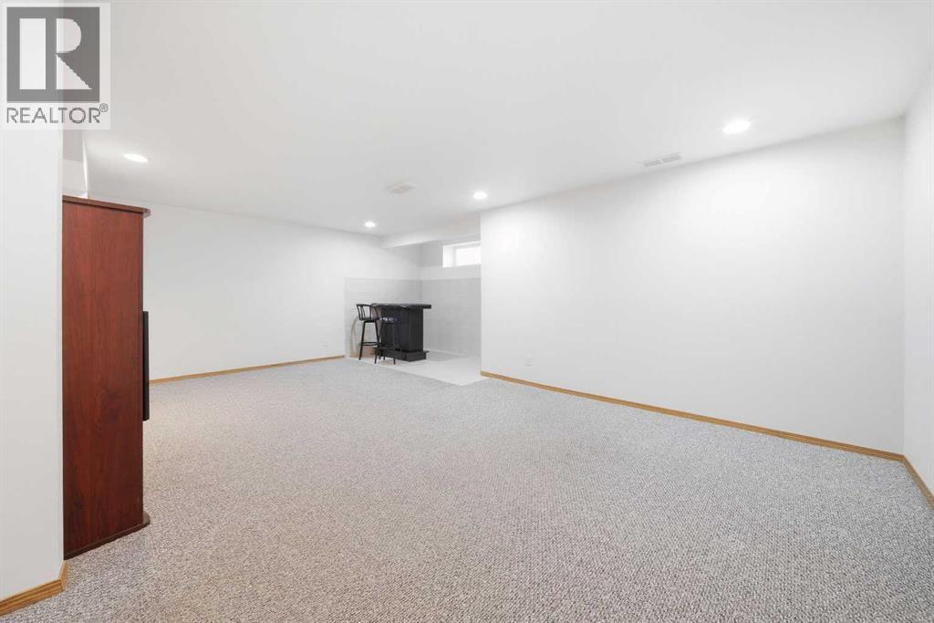 154 Hidden Hills Terrace Nw, Calgary, Alberta  T3A 6E3 - Photo 23 - A2297408