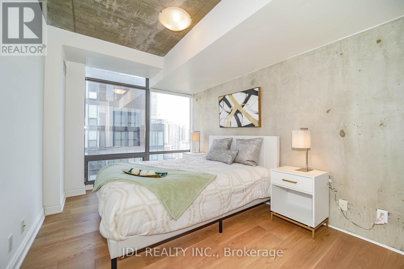 1906 - 22 Wellesley Street E, Toronto, Ontario  M4Y 1G3 - Photo 10 - C12947468