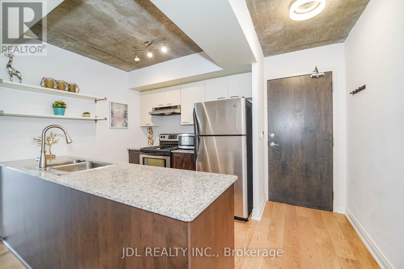 1906 - 22 Wellesley Street E, Toronto, Ontario  M4Y 1G3 - Photo 14 - C12947468