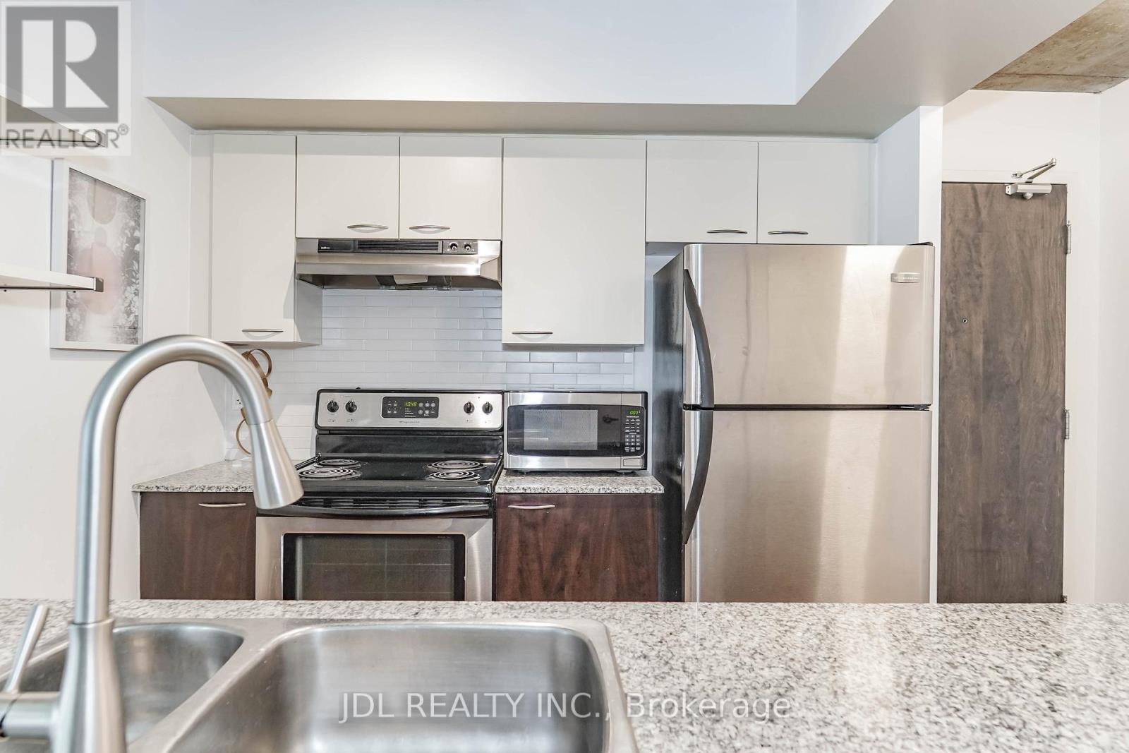 1906 - 22 Wellesley Street E, Toronto, Ontario  M4Y 1G3 - Photo 15 - C12947468