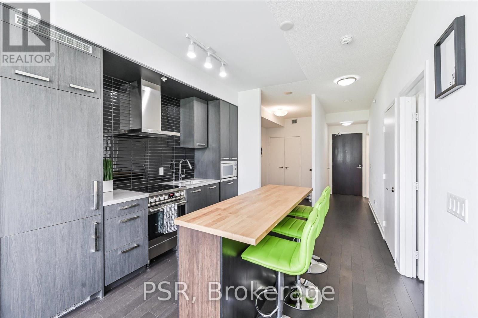 N 208 - 120 Bayview Avenue, Toronto, Ontario  M5A 0G4 - Photo 10 - C12947568