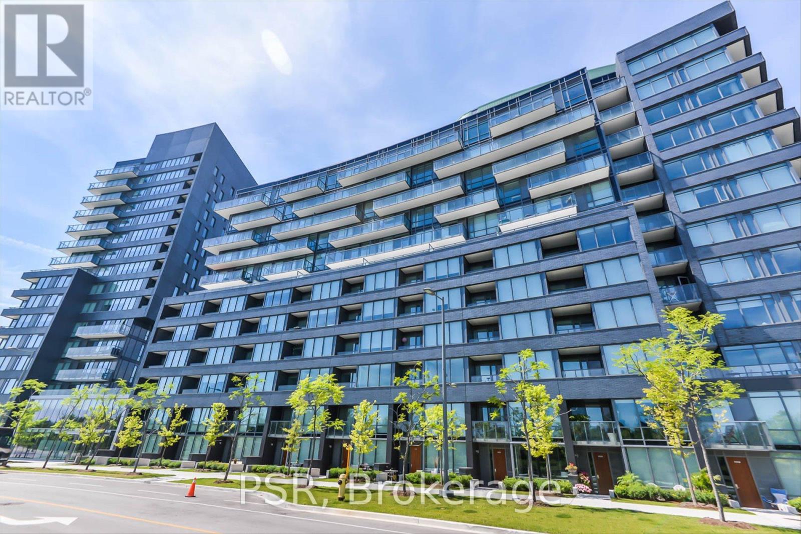 N 208 - 120 Bayview Avenue, Toronto, Ontario  M5A 0G4 - Photo 2 - C12947568