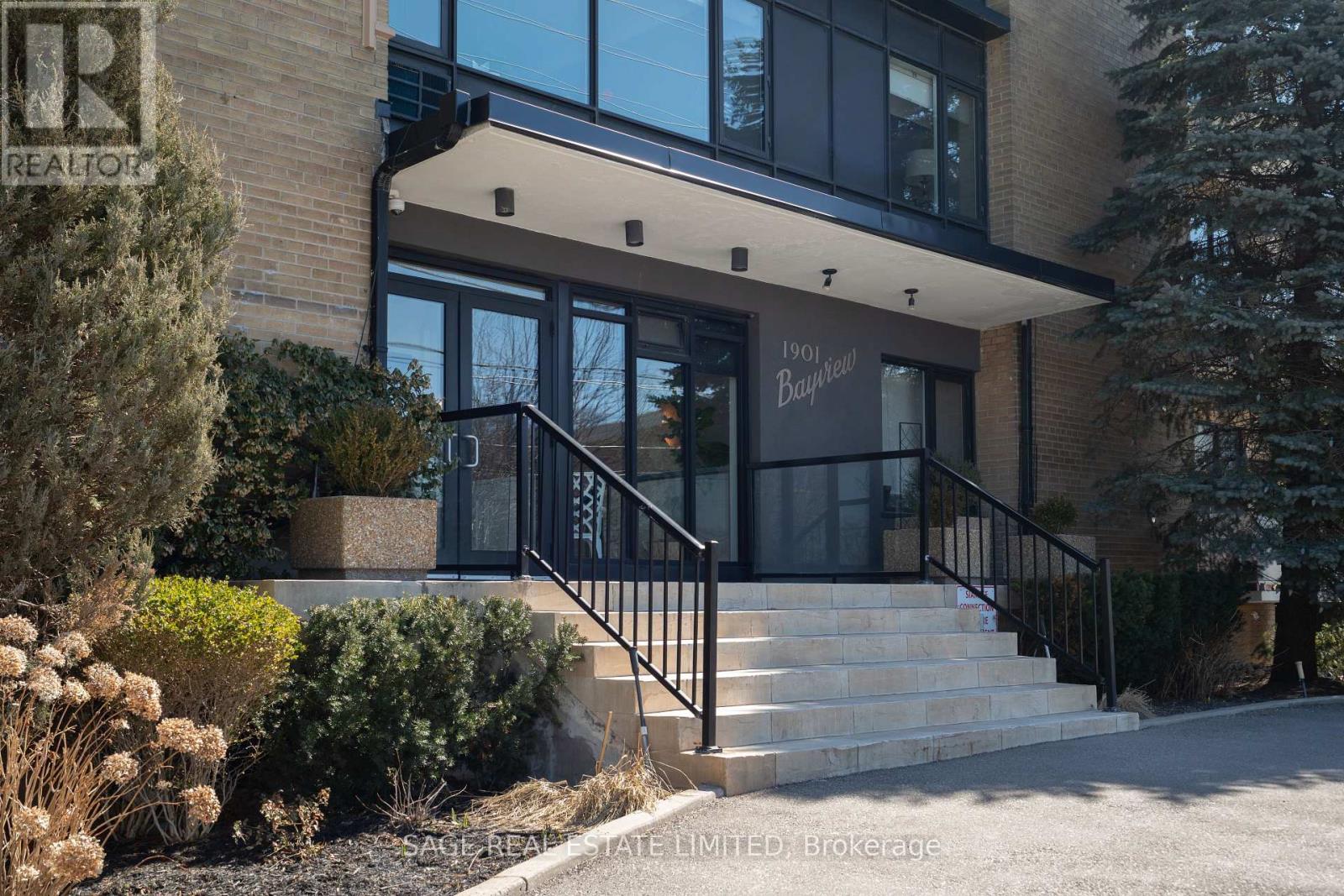 205 - 1901 BAYVIEW AVENUE E, Toronto, Ontario