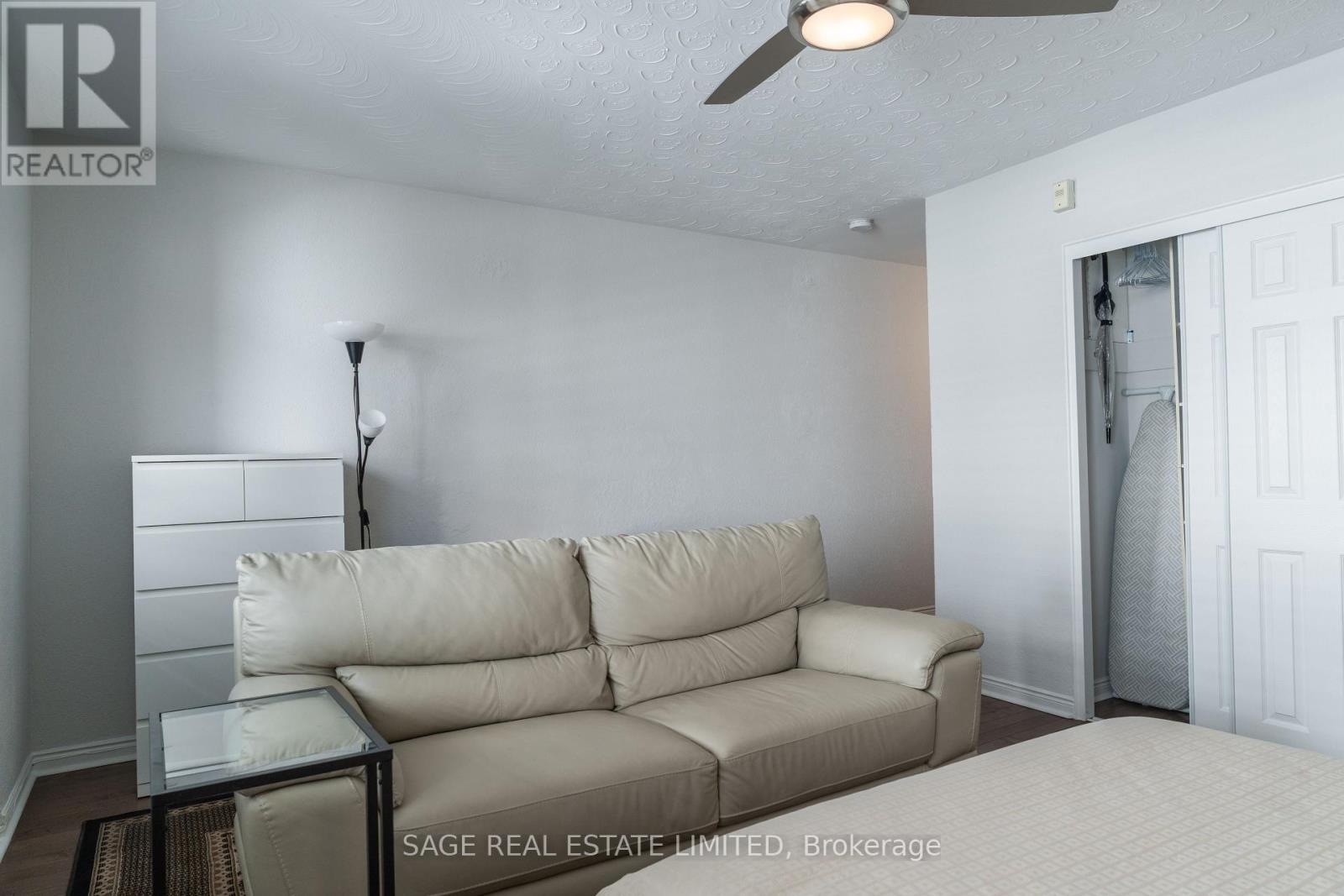 205 - 1901 Bayview Avenue E, Toronto, Ontario  M4G 3E4 - Photo 12 - C12947622