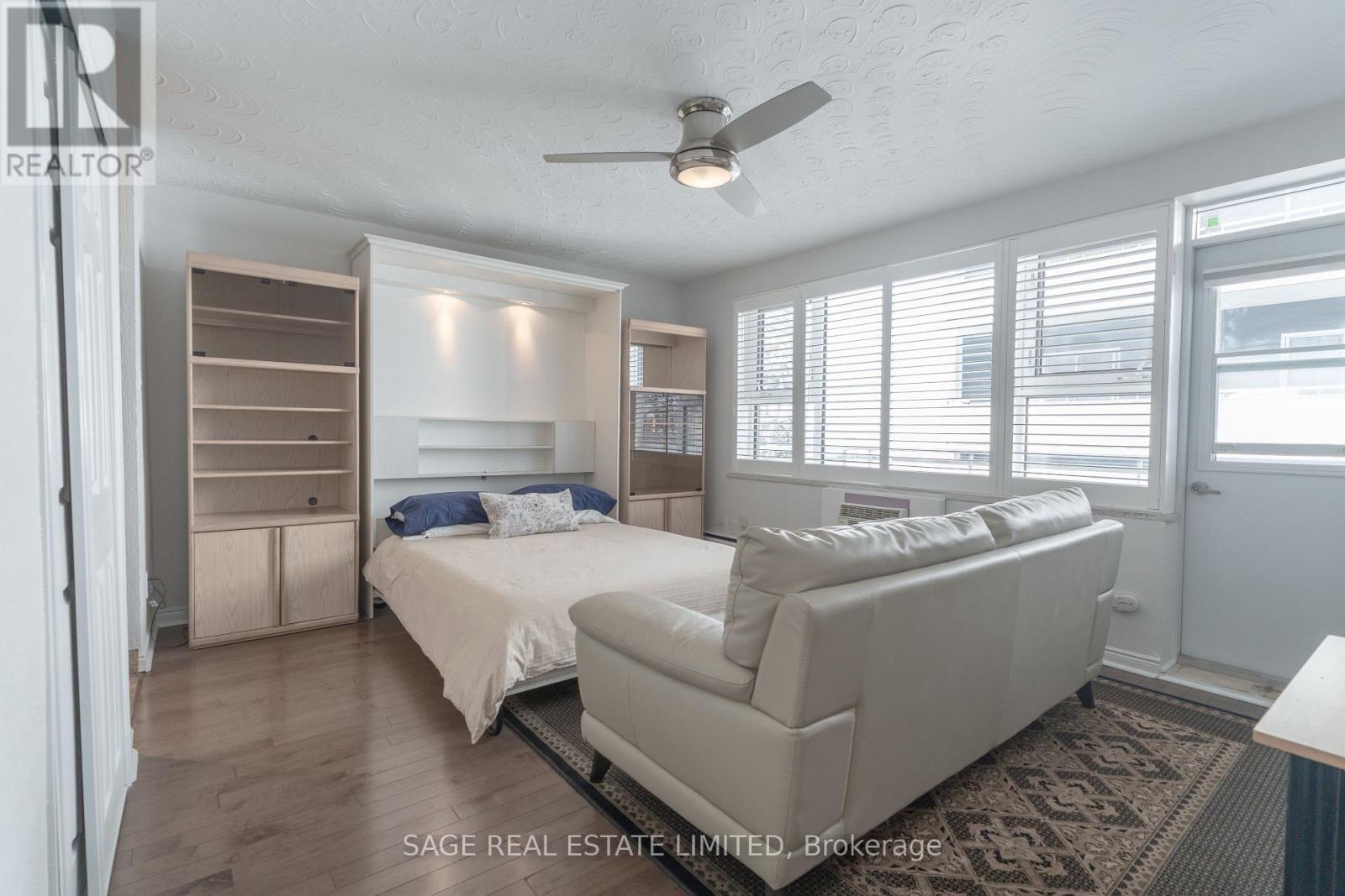 205 - 1901 Bayview Avenue E, Toronto, Ontario  M4G 3E4 - Photo 8 - C12947622