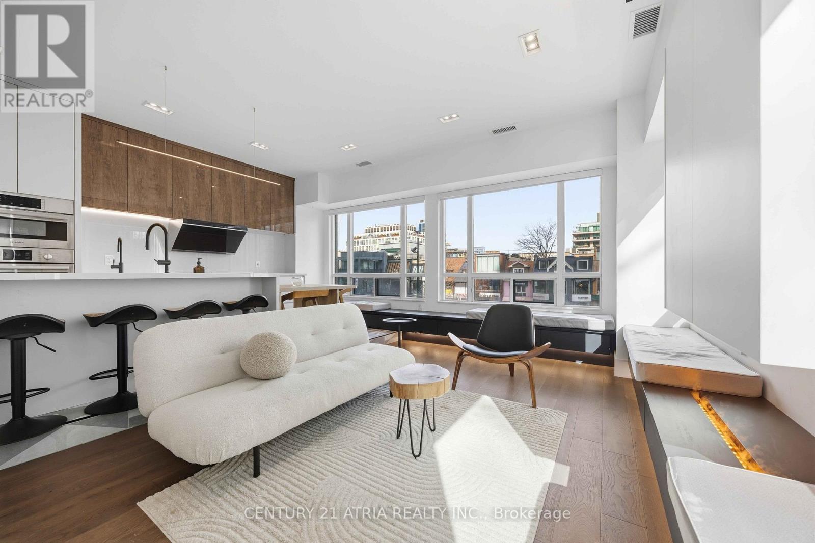 203 - 102 Bloor Street W, Toronto, Ontario  M5S 1M8 - Photo 12 - C12947634