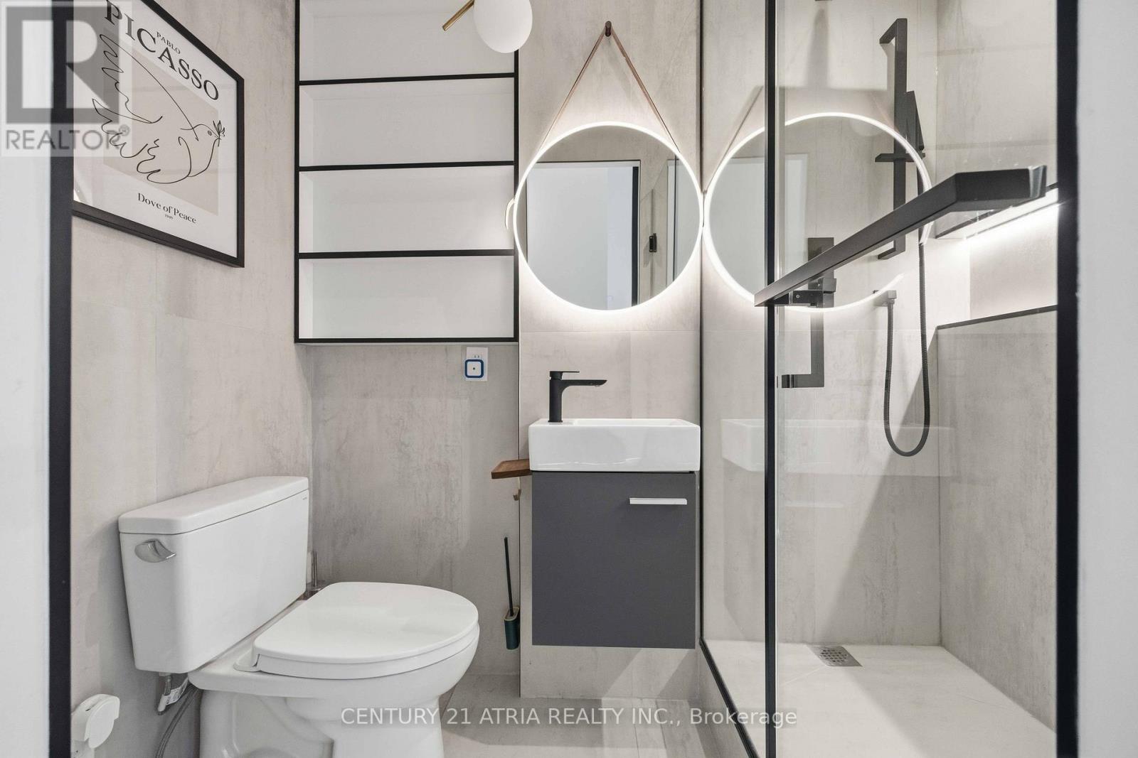 203 - 102 Bloor Street W, Toronto, Ontario  M5S 1M8 - Photo 15 - C12947634