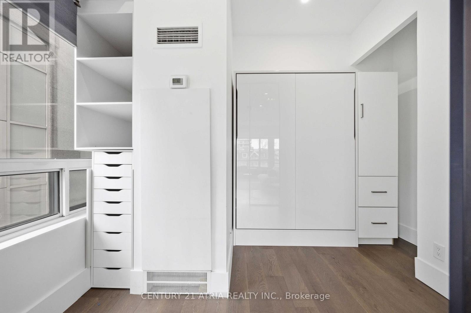 203 - 102 Bloor Street W, Toronto, Ontario  M5S 1M8 - Photo 17 - C12947634