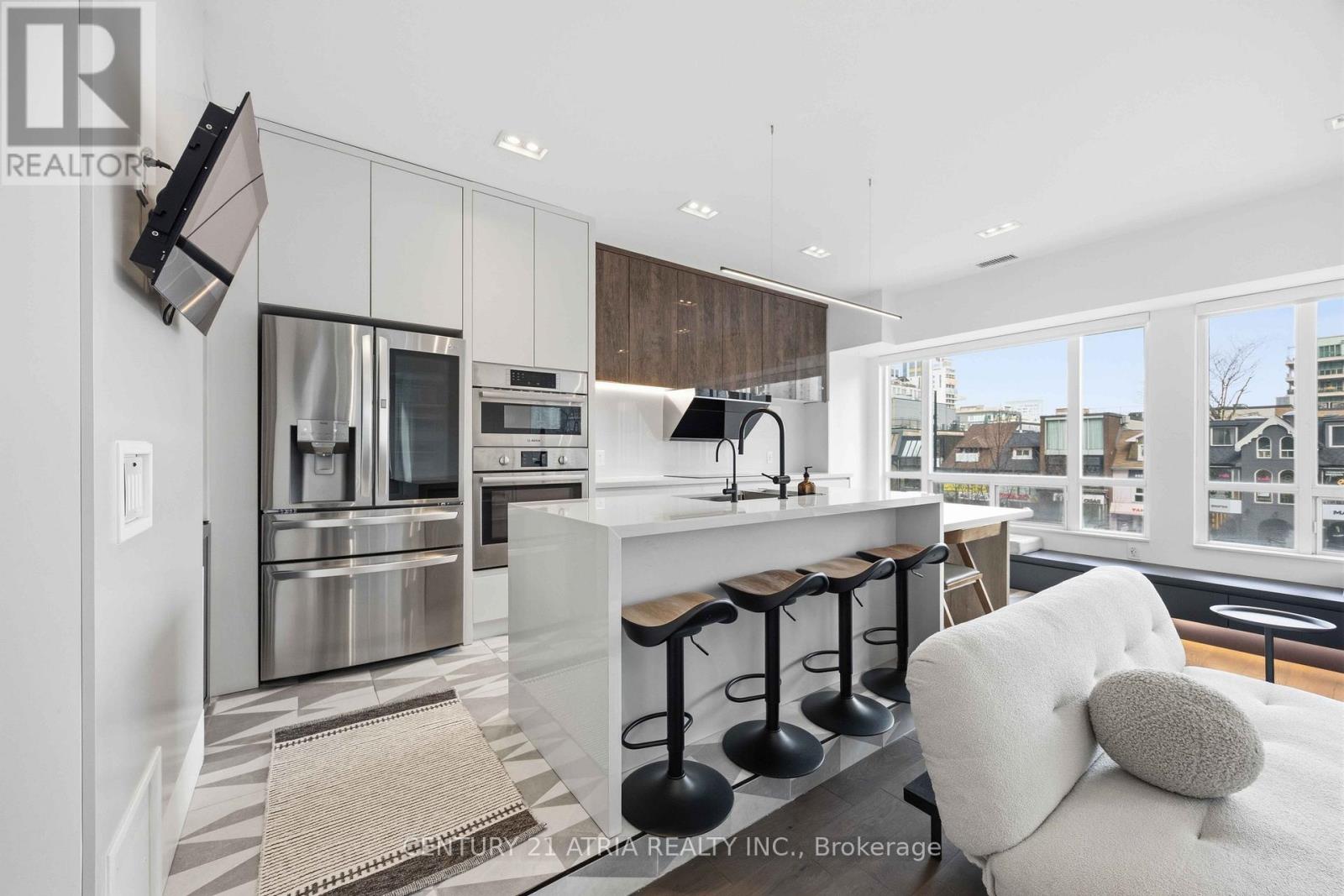 203 - 102 Bloor Street W, Toronto, Ontario  M5S 1M8 - Photo 6 - C12947634