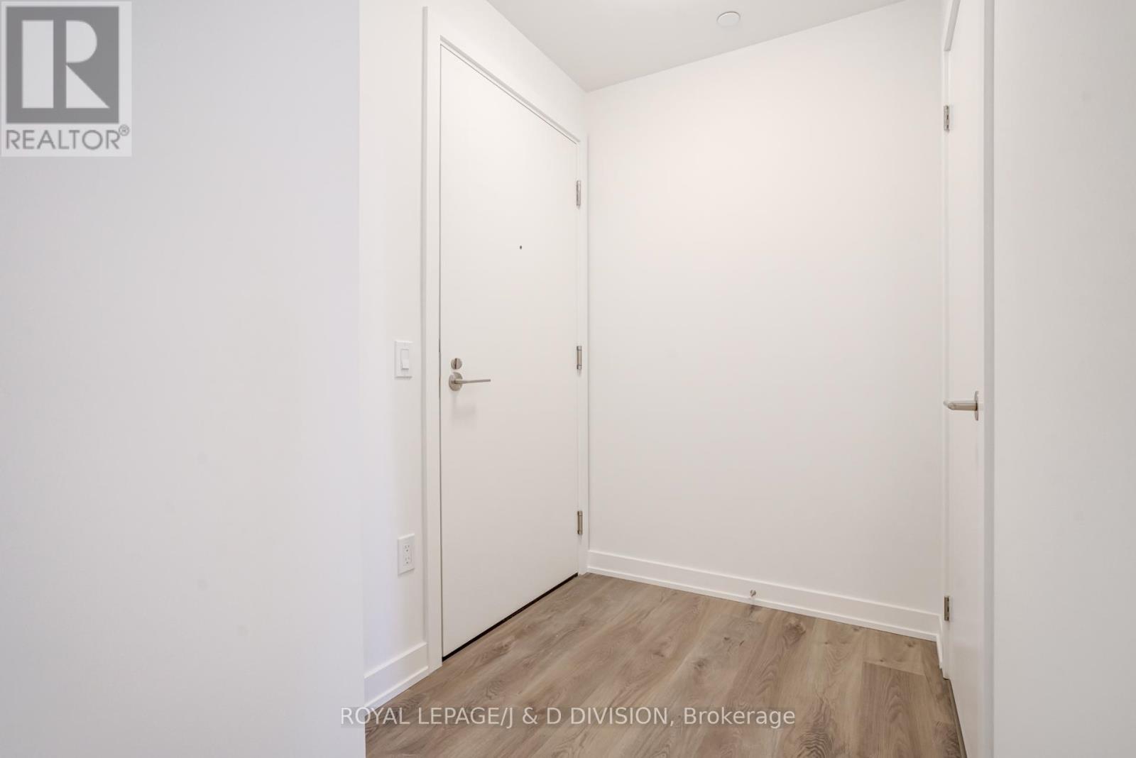 3112 - 110 Broadway Avenue, Toronto, Ontario  M4P 1V7 - Photo 2 - C12947656